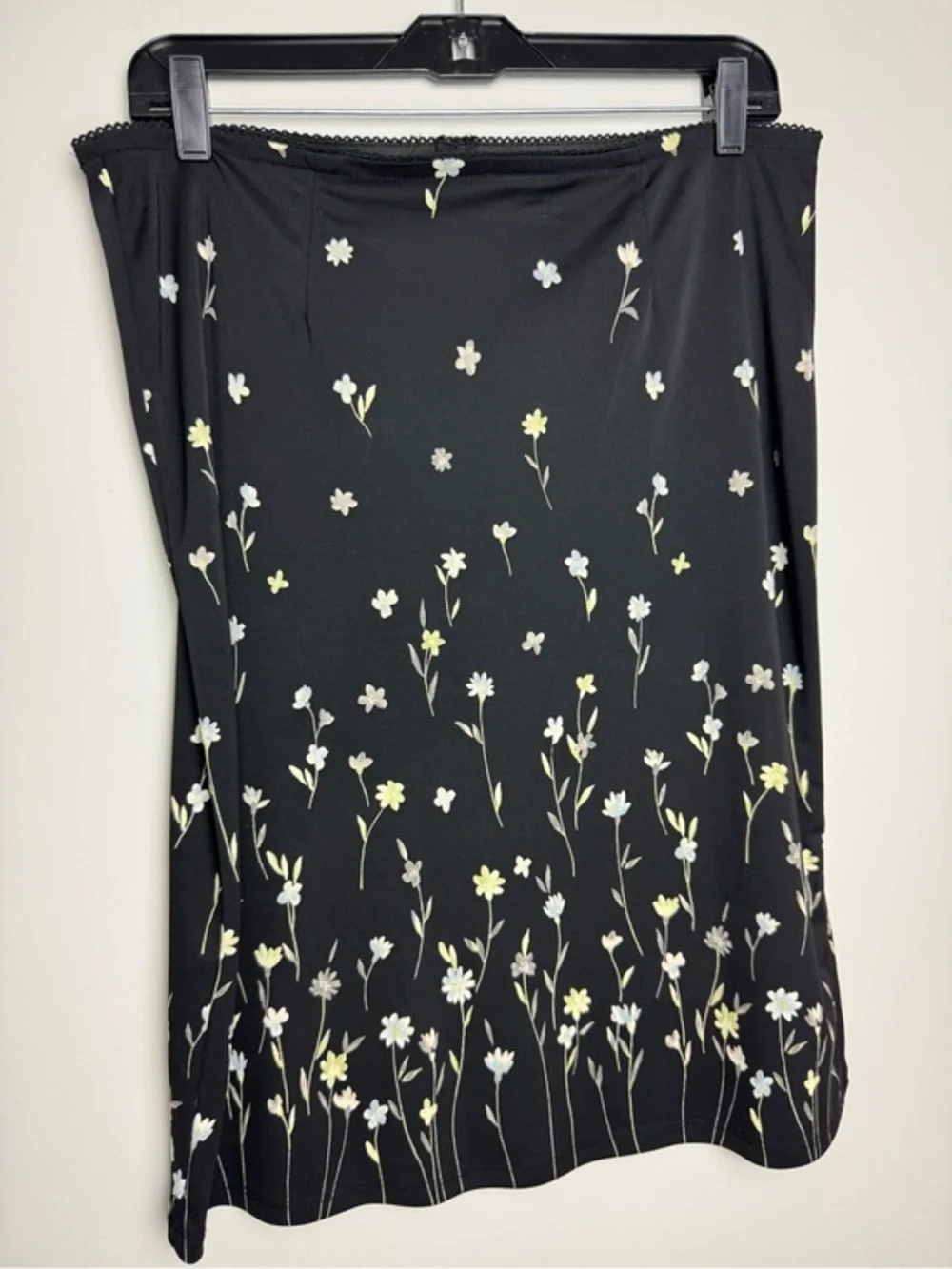 Vintage Liz Claiborne Black A-Line Skirt with Floral Print